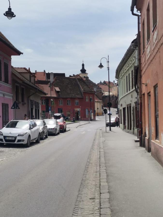 Garsoniera Vivere Сибиу Экстерьер фото