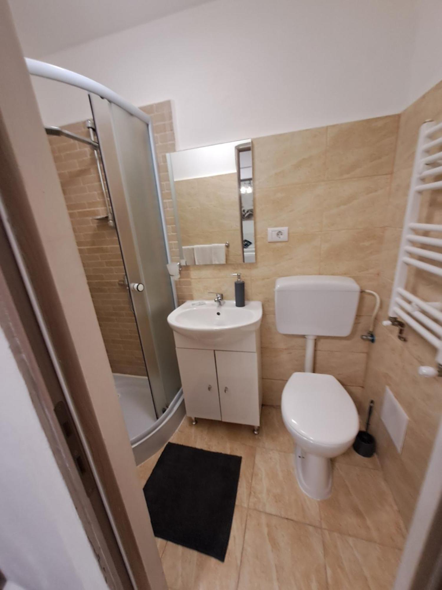 Garsoniera Vivere Сибиу Экстерьер фото